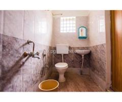 Flats for Rent in Teen Hath Naka