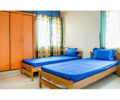 rooms for paying guest in vartak nagar