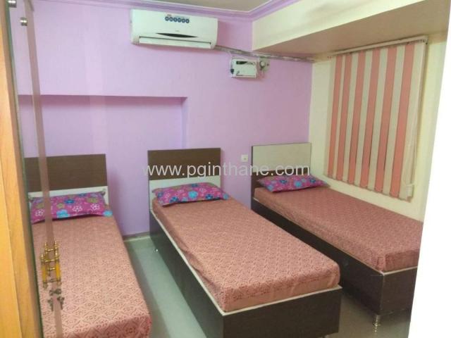 rooms on rent available in khewra circle thane