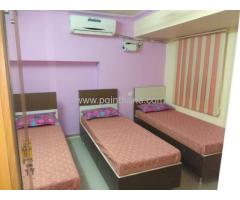 rooms on rent available in khewra circle thane